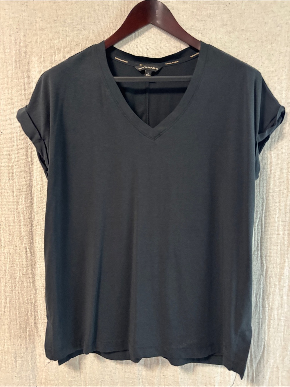 Banana Republic Black V-Neck Short Sleeve Tee